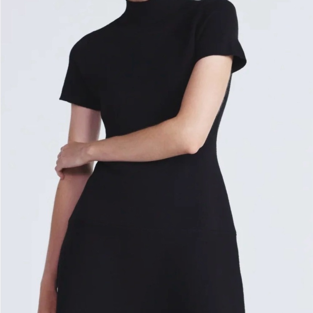 NWT Scoop Black Short Sleeve Mini Dress. Size medium